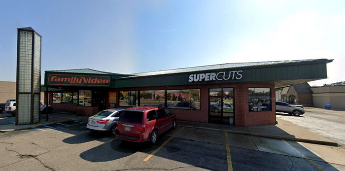 Family Video - Flushing - 1552 E Pierson Rd